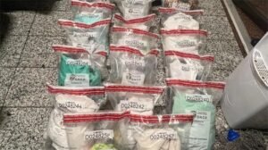 DNCD detiene a ciudadano francés con 55 prendas de vestir impregnadas de presunta cocaína