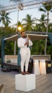 Darling Sax es considerado por la plataforma Google, como el mejor saxofonista para bodas en la República Dominicana