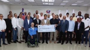 Ministro Kelvin Cruz entrega RD$250 millones adicionales para la preparación de atletas de los Juegos Centroamericanos y del Caribe