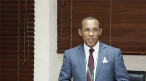 Quién es Geraldo Espinosa Pérez, nuevo contralor general de la República y cuáles son sus funciones