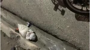 Rescatan recién nacida tras ser encontrada abandonada en un contén en San Juan de la Maguana