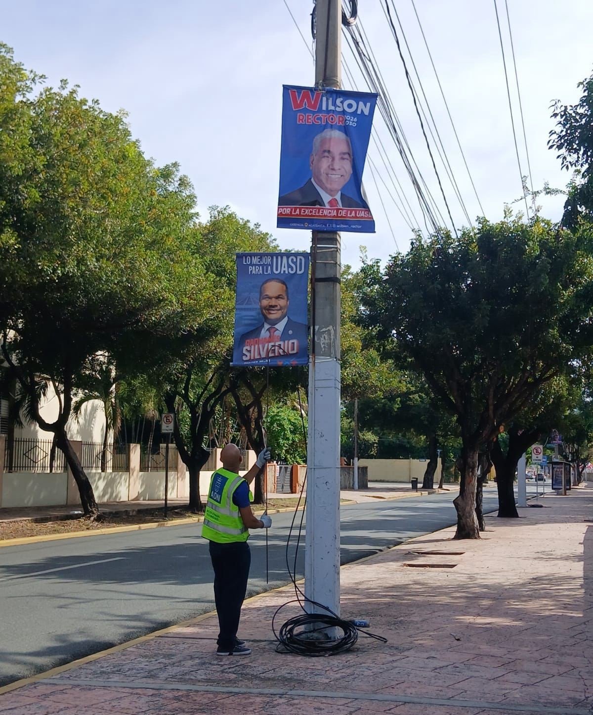 Alcaldía del Distrito Nacional inicia operativo de retiro de propaganda irregular en espacios públicos