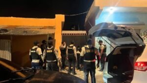 Autoridades ocupan drogas, armas y efectivo tras múltiples allanamientos en Higüey