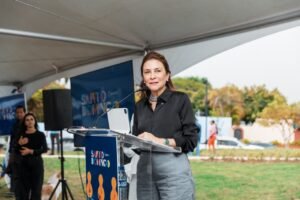 Carolina Mejía impulsa el bienestar con la inauguración del renovado parque Los Caminos