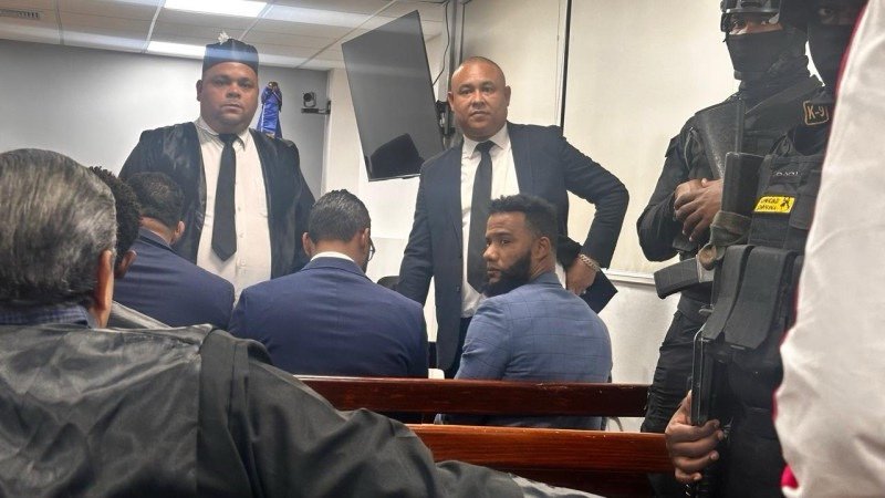 Aplazan para este martes continuación de coerción contra fiscal acusado de recibir soborno