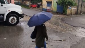COE eleva niveles de alerta por intensas lluvias en varias provincias