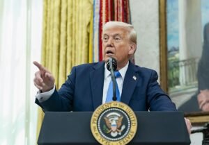 Trump advierte que EE. UU. no cederá ante presiones de Irán por el estrecho de Ormuz