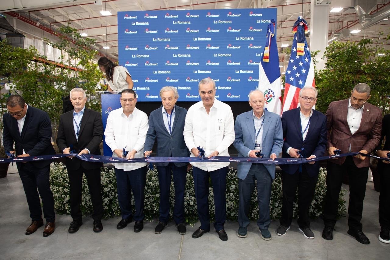 Presidente Abinader participa en la inauguración de la nueva sucursal de PriceSmart en La Romana, que impulsa el crecimiento económico, la inversión extranjera y la generación de empleos en la región Este