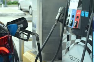 Nuevos aumentos en combustibles presionan el bolsillo de los dominicanos