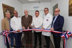 SNS fortalece servicios odontológicos con entrega de nuevo tomógrafo en el hospital Darío Contreras
