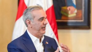 Abinader afirma que República Dominicana es un “oasis” para la inversión en medio de la incertidumbre global