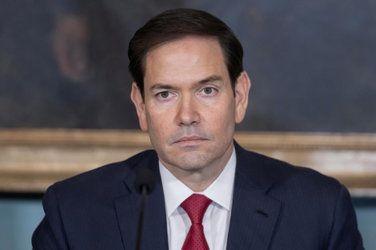 Marco Rubio respalda al Gobierno de Bolivia y advierte contra intento de derrocamiento