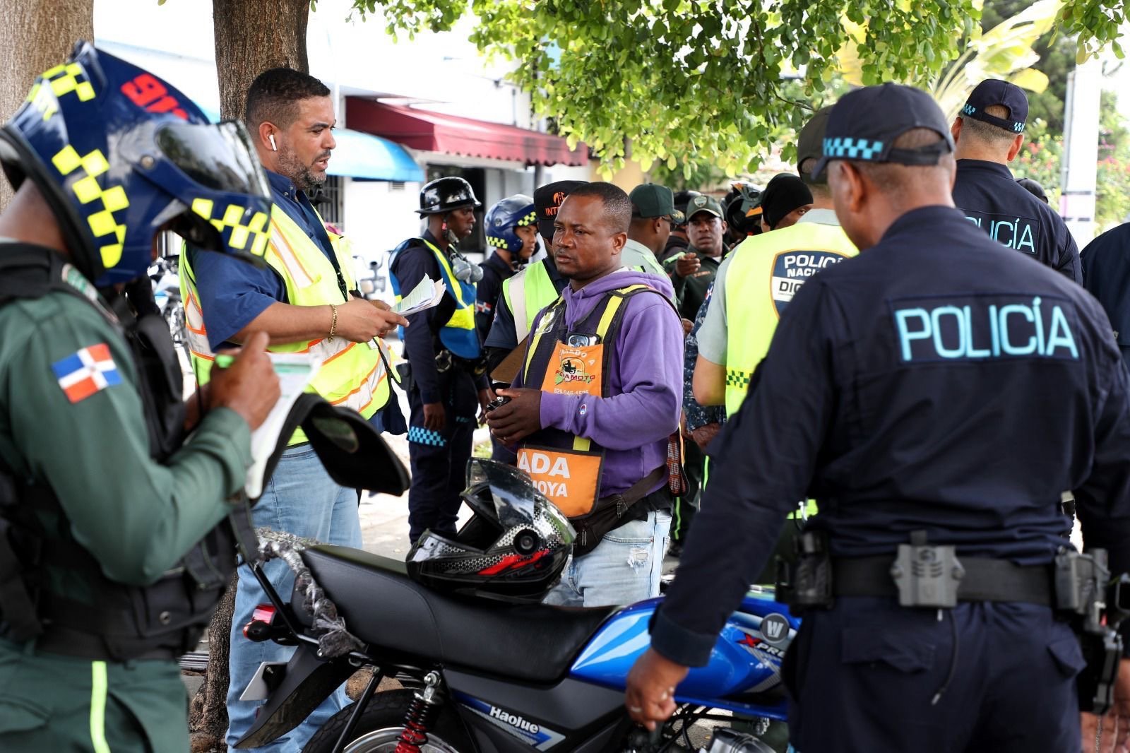 INTRANT y organismos de seguridad intervienen 15 paradas de motoconcho; eliminan tres, retienen 64 motocicletas y realizan 247 pruebas de alcoholemia