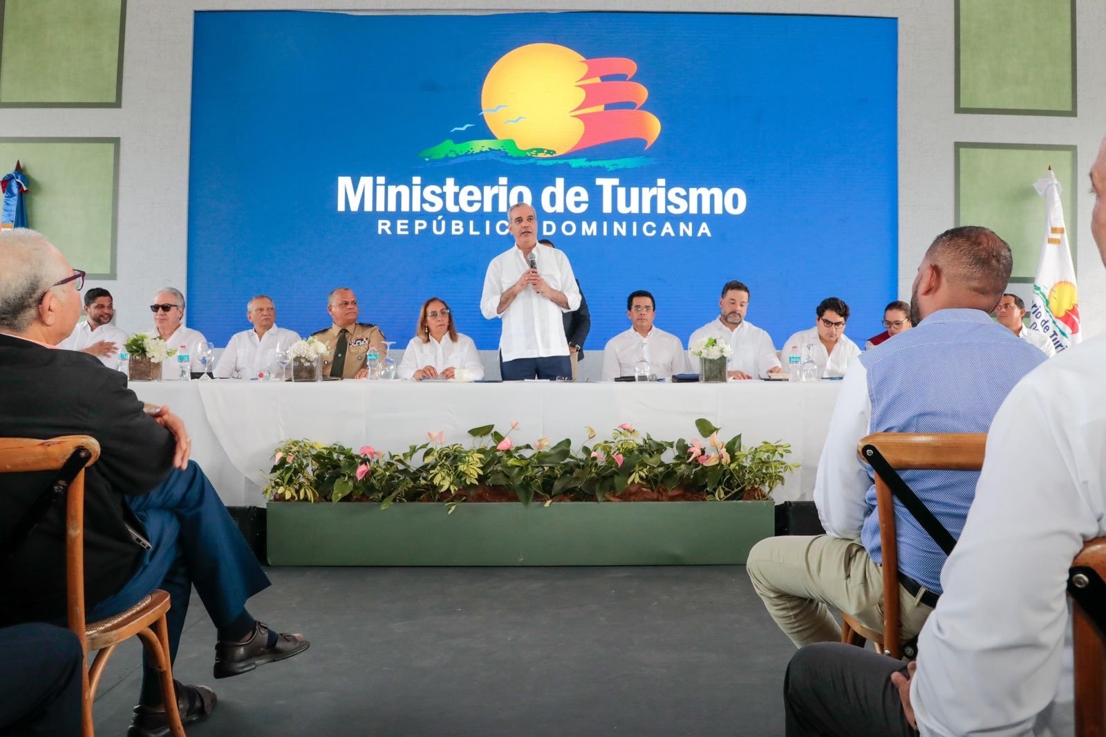 Abinader entrega el Bulevar de la Salud en Haina y anuncia nuevas obras para el municipio
