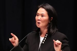 Keiko Fujimori amplía ligera ventaja en el conteo de la segunda vuelta en Perú
