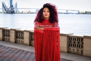 Awilda Quezada estrena “Verano en Candela” y “Sin Miedo” a ritmo de merengue