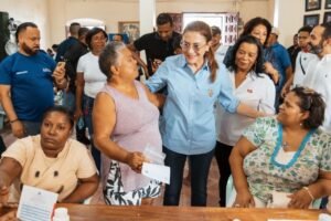 Alcaldía del DN acerca servicios médicos y ayudas sociales a la Ciudad Colonial