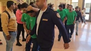 Envían a prisión preventiva a cuatro implicados en asalto a joyería de Santiago
