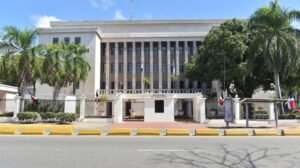 Alertan que un cambio en Educación a pocos días de clases podría generar inestabilidad