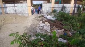 Escuela en Los Alcarrizos suspende inicio de clases por condiciones del plantel