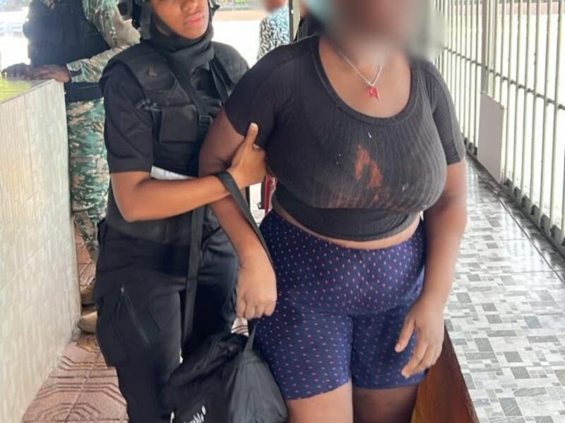 Operativo de Migración pone el foco en comercios chinos y detiene a 24 haitianos