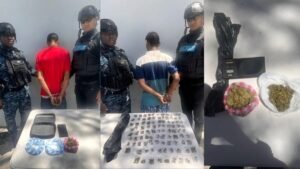 Policía ocupa armas, drogas y recupera motocicletas durante operativos en la capital