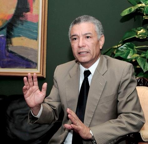 Tribunal rechaza intento de Ángel Lockward para extinguir proceso judicial