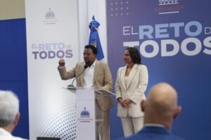 Pedro Martínez destaca el papel de su esposa en sus logros