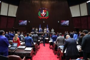 Cada diputado puede representar un costo mensual superior a RD$600 mil para el Estado